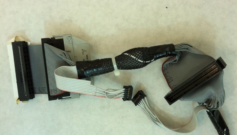 IBM 00P1676 internal SCSI cable for H80 DASD