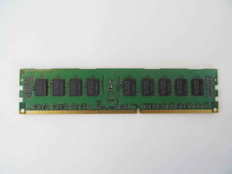 Dell D841D 2GB PC3-8500R DDR3-1066MHz 2RX8 ECC Memory Module