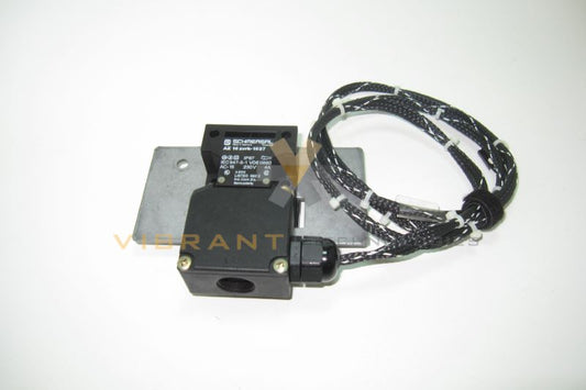 IBM 35L1725 3584 DOOR INTERLOCK ASSM