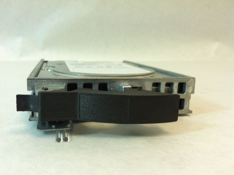 IBM 03N5269 300GB 10K RPM Ultra320 SCSI Disk Drive