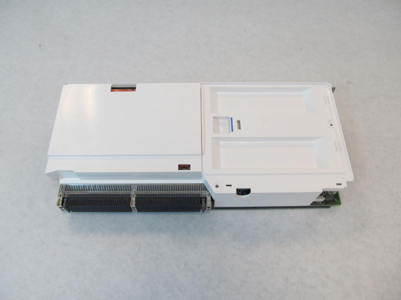 IBM EPA1 3.6GHZ 8-Core Power 7 P7 Processor Card w/ 8x DDR3 DIMM Slots 542E