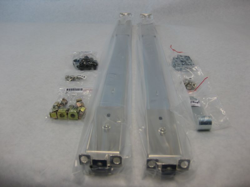 IBM 49P2746 IBM X-series 305 4 Post Server Rack Rail Kit 1U 8673
