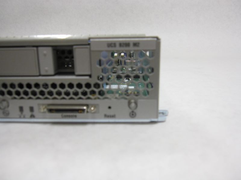 CISCO N20-B6625-1 UCS B200 M2 Blade Chassis
