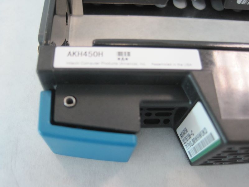 Hitachi AKH450 AMS2X000 450GB 3.5inch 15K RPM SAS Hard Drive HDD