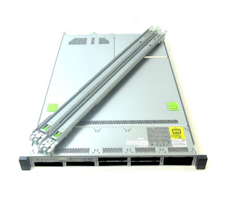 CISCO UCSC-C220-M3S UCS C220 M3 SFF Server