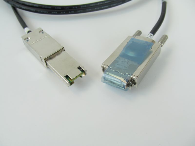 IBM 95P4587 Amphenol AIPC 2m SAS Extension Cable