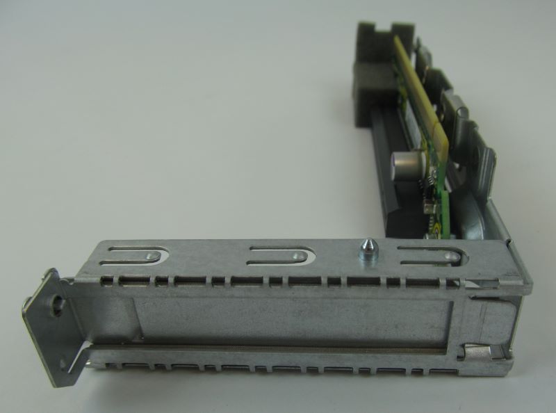 HP 735973-001 SL2500 GEN8 PCIE X16 1U Riser Board with Bracket
