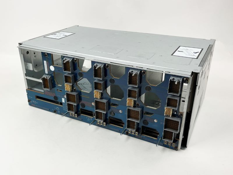 IBM 00D0051 Midplane for x3850 X6 Server