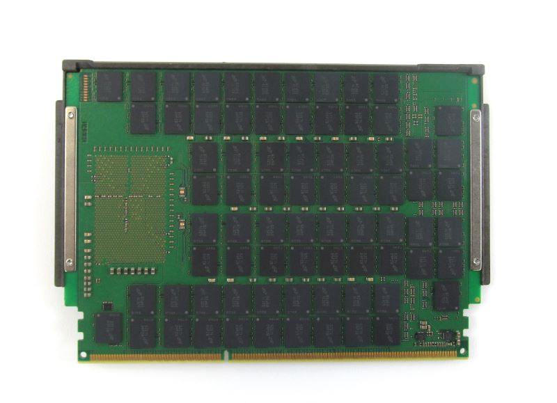 IBM 00VK372 128Gb DDR3 (4Gb) CDIMM DRAM 1600MHz