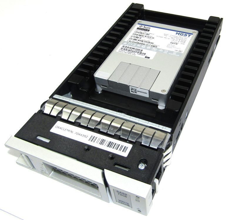 Oracle 7044396 73GB SAS Solid State Drive Assembly Z16IZF2E-73UCU
