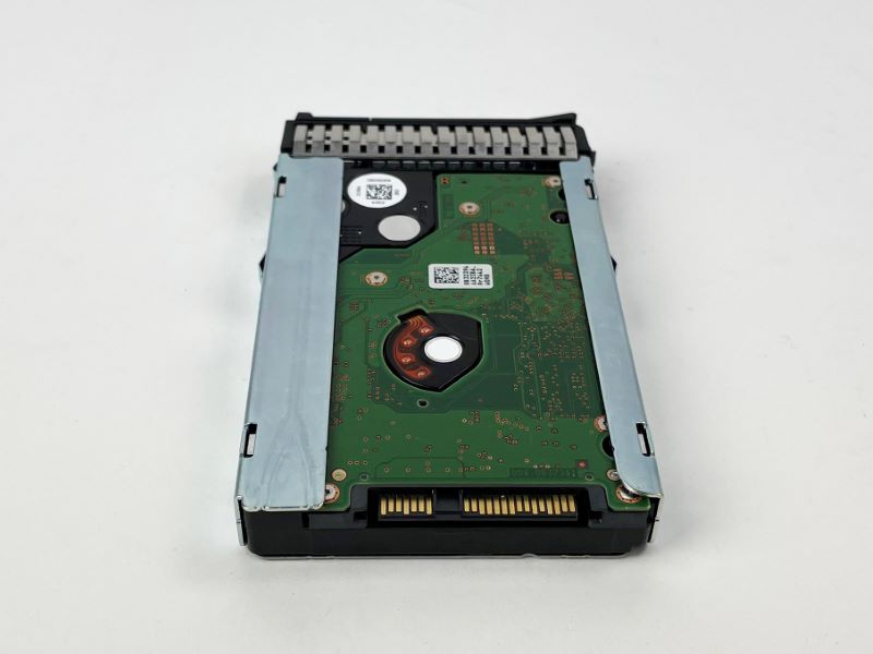 IBM 00NA242 600GB 10K SAS 12G SFF G3 HDD BLANK TRAY