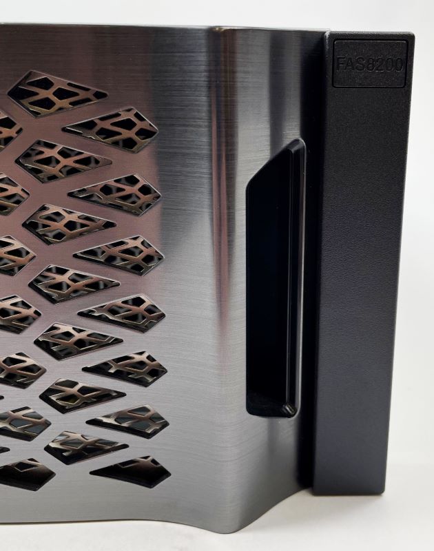 Netapp FAS8200 43TB RAW Premium Bundle VE and TPM Licenses