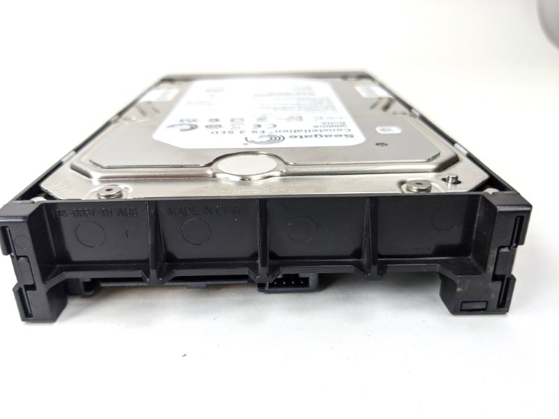 EMC 118033259 Isilon 3TB 6Gbps SAS SED Drive with Tray