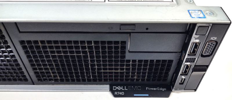Dell R740-SFF-28C-256GB PER740 Base w16 x 2.5" Drive Bay