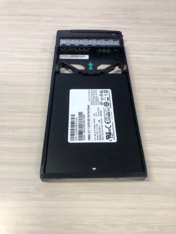 HP Q8F87B NIMBLE 1.92 TB SSD 2.5" WITH TRAY