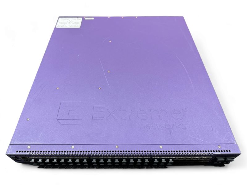 Extreme X670-G2-48X-4Q 17310 48 Port Switch **CHASSIS DAMAGE**
