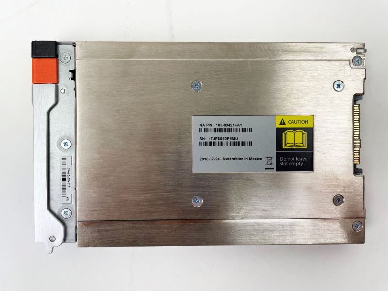 Netapp 108-00421 NVMe SSD Module (1 TB)