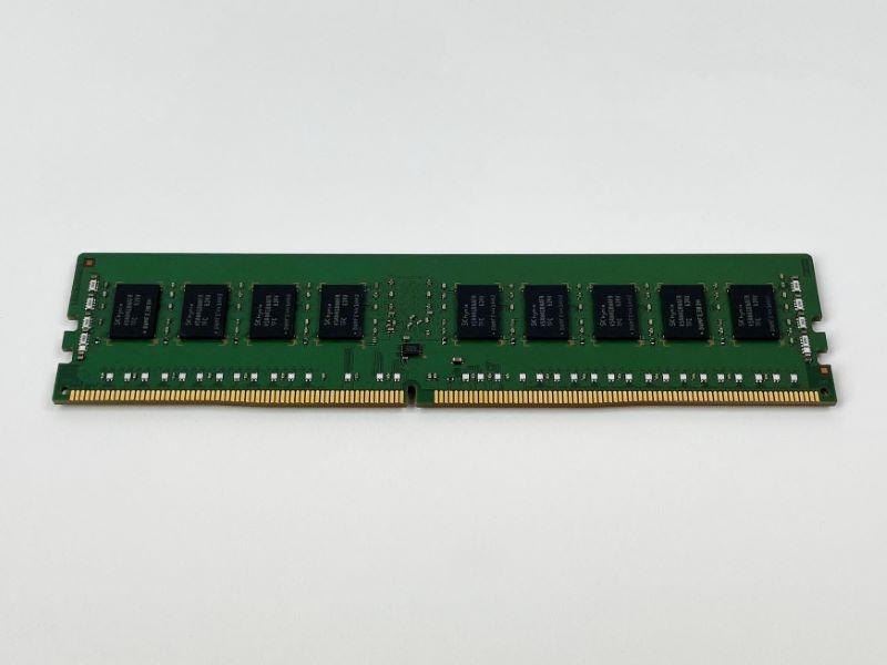 Hynix HMA41GR7AFR8N-TF 8GB (1X8GB) 2RX8 PC4-2133P DDR4