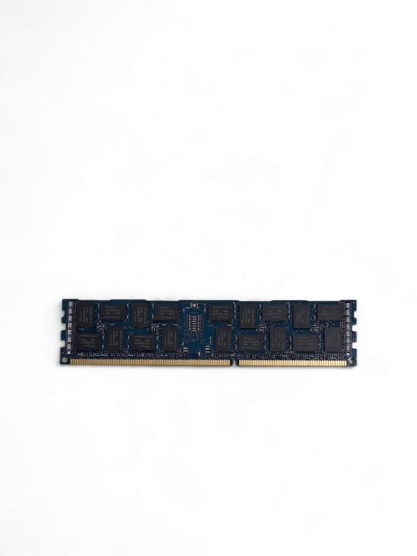 Hynix HMT31GR7EFR4A-PB 8GB (1X8GB) 1600MH
