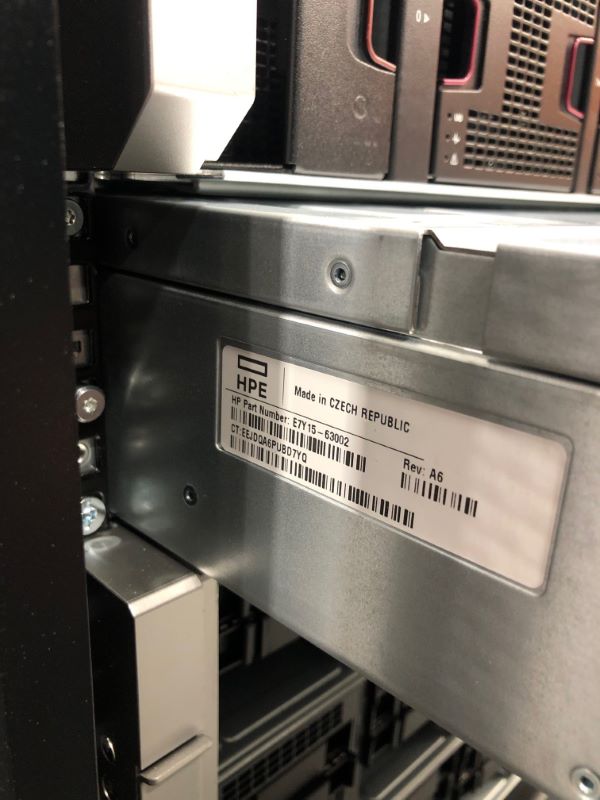 HP E7Y15-63002 STORESERV 20000 25BAY 2.5" 12GB ENC