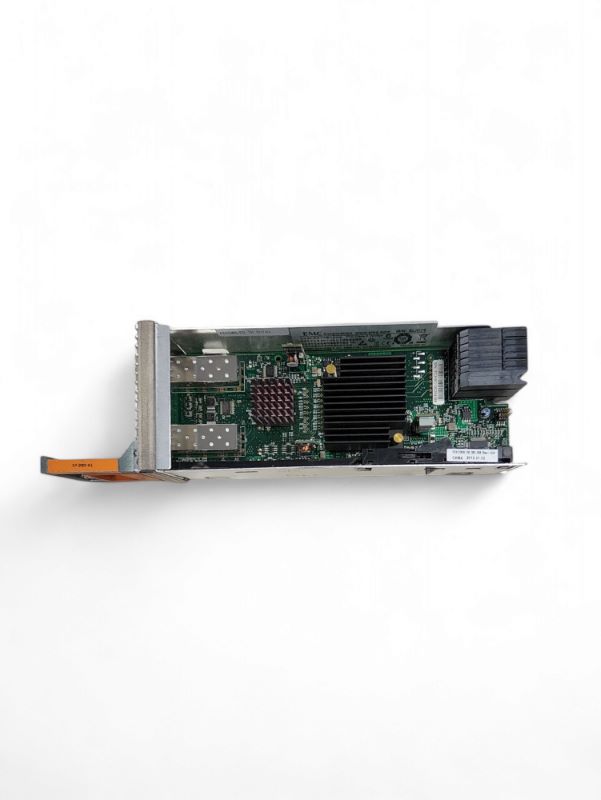 EMC 303-195-101B Dual Port 10GB SLIC IO MODULE w/SFP's