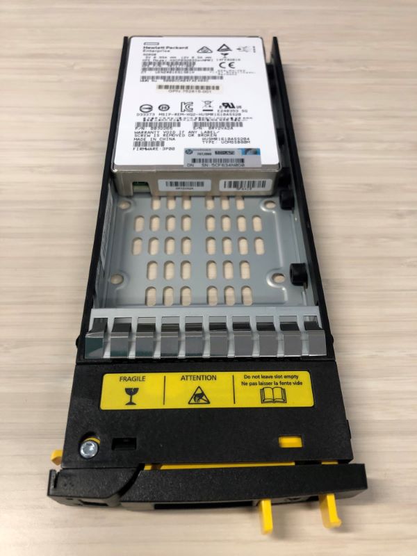 HP 806552-001 HPE 920GB SAS SFF SSD M6710