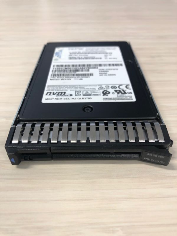 IBM EC5J 800GB NVMe U.2 4K Mainstream 2.5-in SSD Module 2.4 DWPD