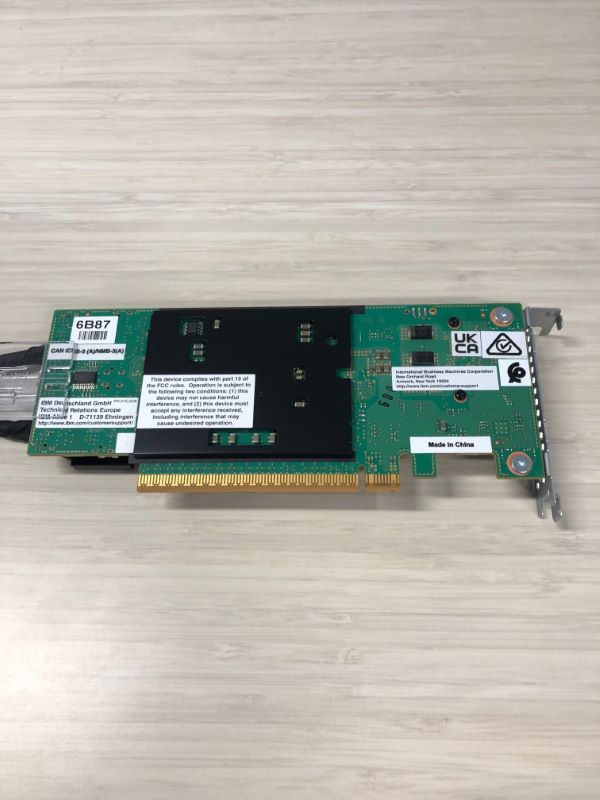 IBM 03FL205 PCIe4 4-port NVMe JBOF adapter