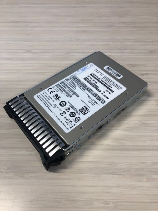 IBM ES8V 1.55TB SAS SFF-3 SSD (4224 Byte) eMLC4